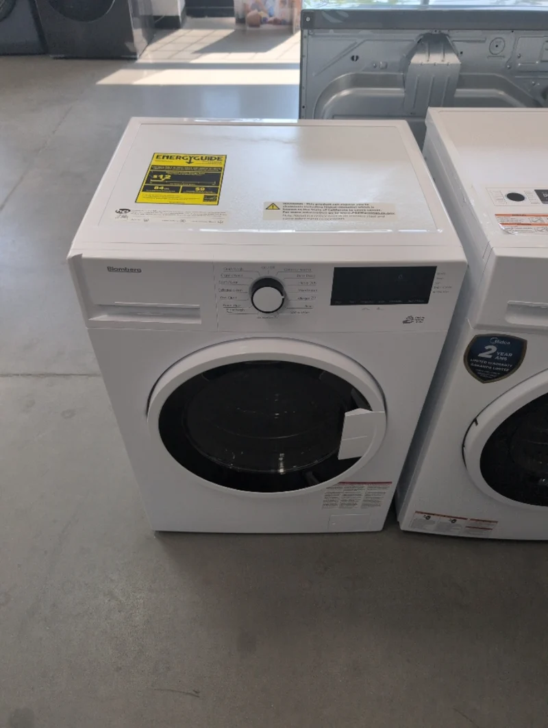 WM72200W - WASHERS - Blomberg - Front Loading - White - Open Box