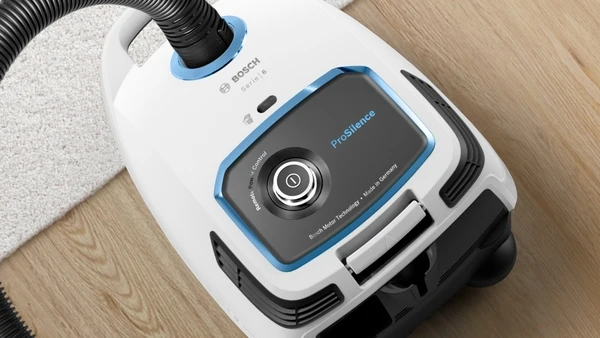 Série 6, Aspirateur avec sac, ProSilence, Blanc BOSCH BGB6SIL0L