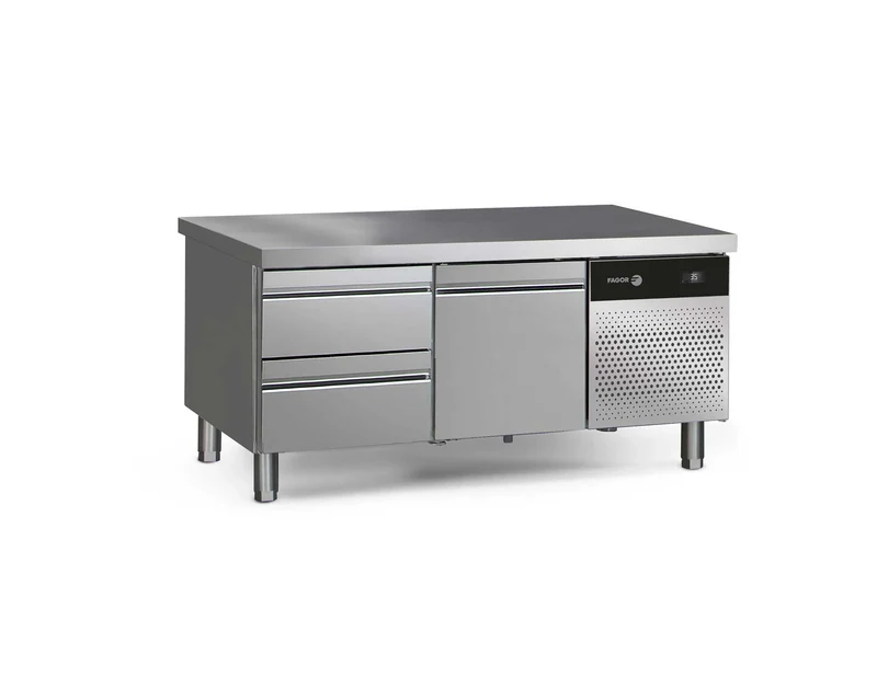 Soubassement réfrigéré positif