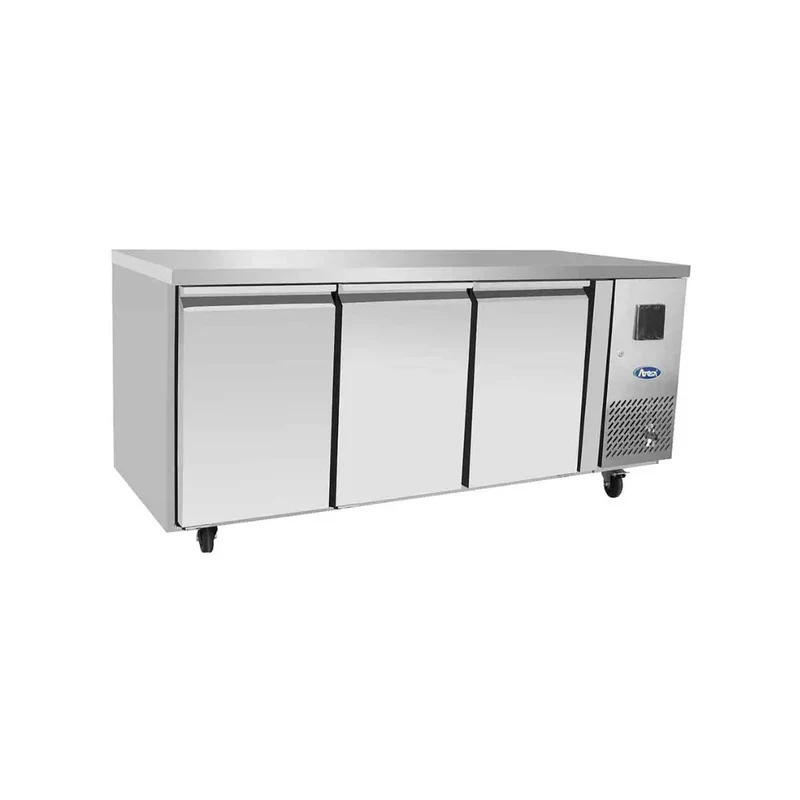 Table réfrigérée positive sans dosseret 3 portes 420L