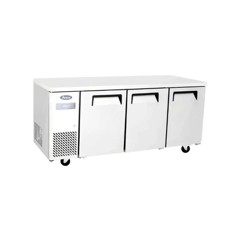 Table réfrigérée positive sans dosseret 3 portes 470L