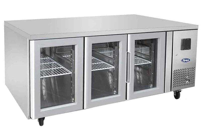 Table Réfrigérée Positive Vitrée GN1/1 - 3 Portes - 420 L