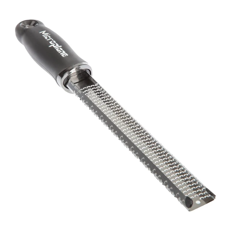 Zesteur et râpe Microplane Premium noir