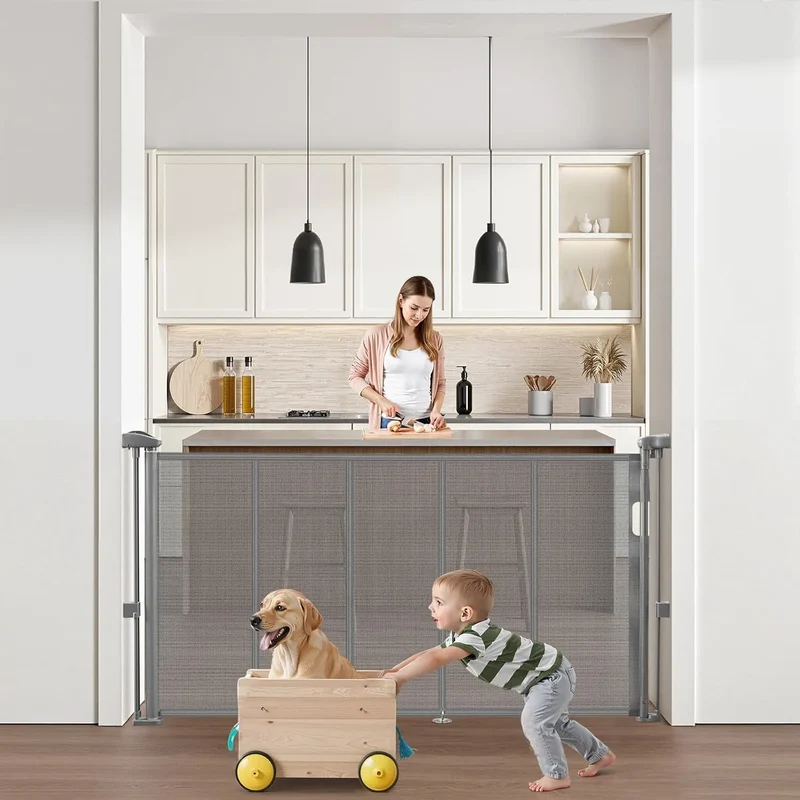 Retractable Baby Gate - Gray