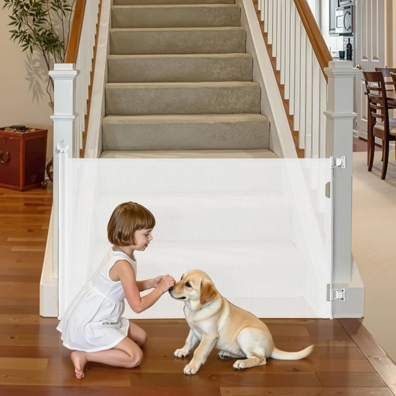 Retractable Baby Gate - White