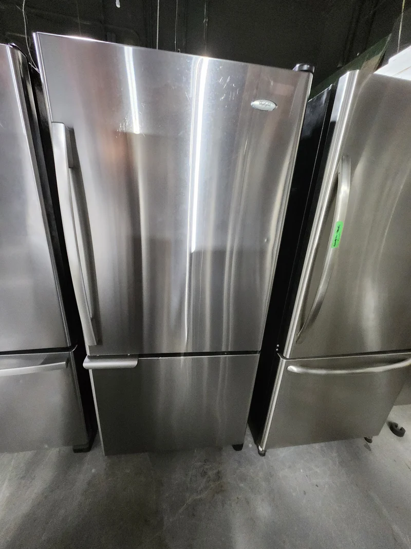 Réfrigérateur 30po Inox congélateur en bas | EB9FVBRWS03 - Whirlpool *** USAGÉ ***